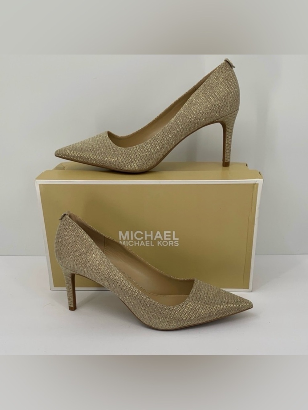 Michael Kors Alina flex pump shoe heel gold glitter chain mesh metallic new 9.5